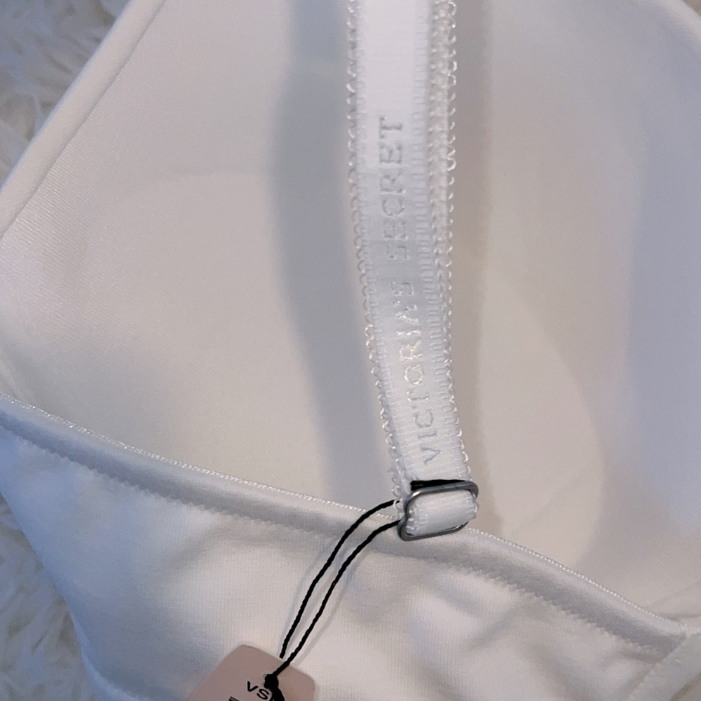 Victoria’s Secret Signature Push-up Bra Color White Size 36D NWT - Picture 6 of 6